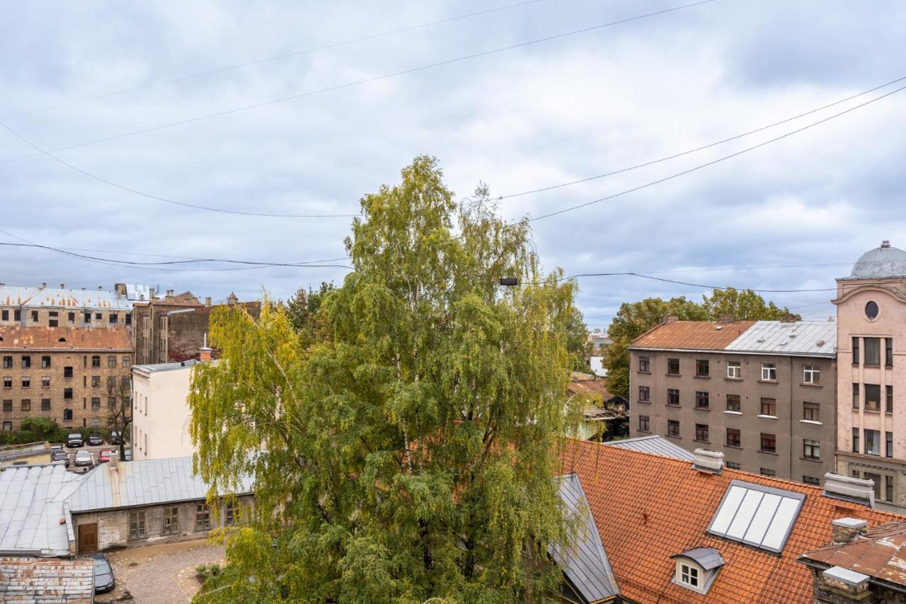 Lacplesa loft-style residence Riga Exterior foto