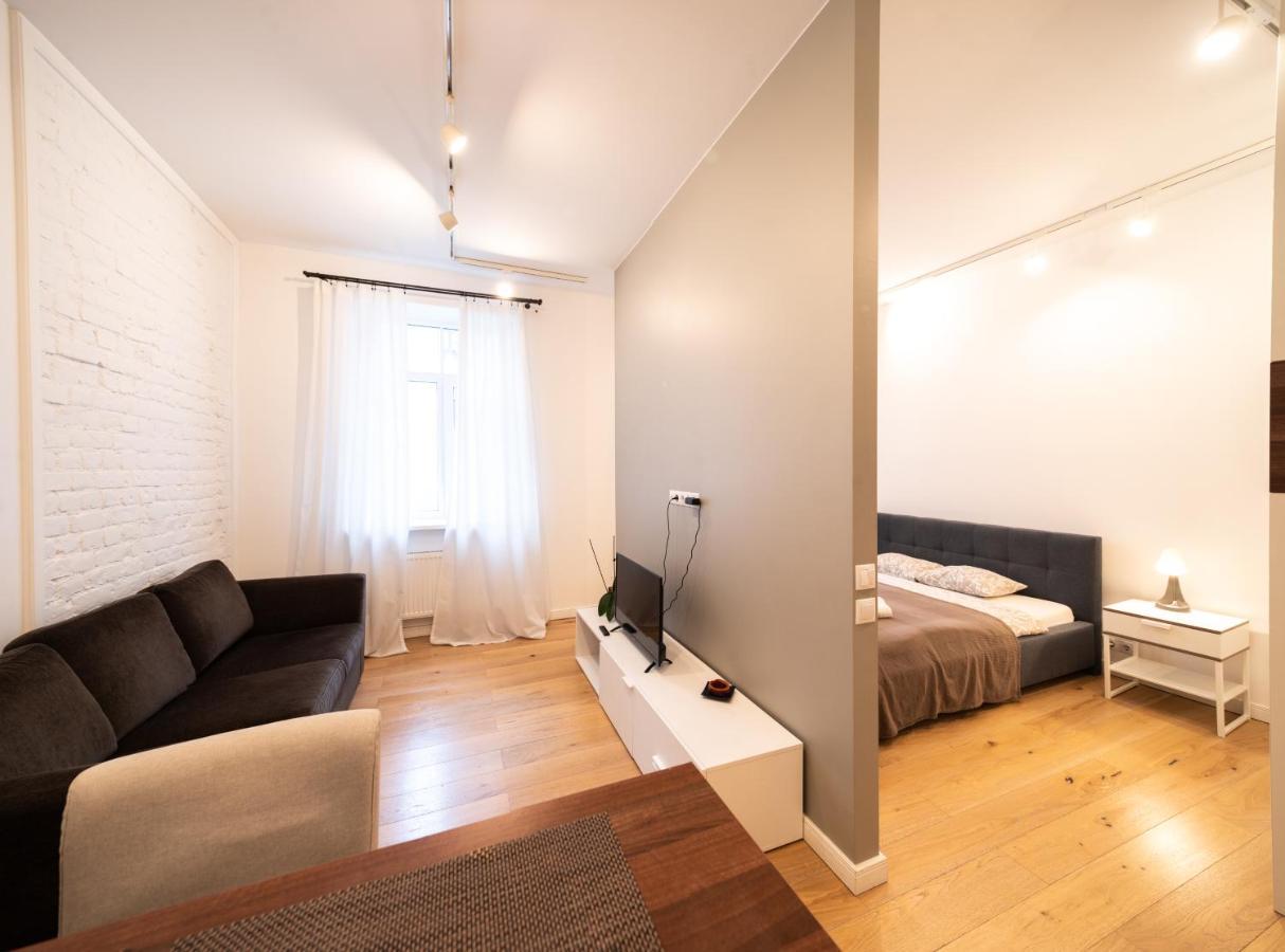 Lacplesa loft-style residence Riga Exterior foto